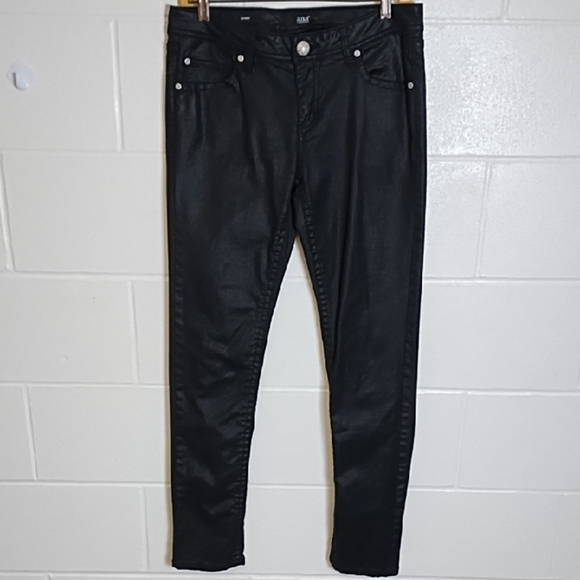 Black Stretch 5 Pocket Denim Jean with a Sheen&  Silver hardware - Picture 1 of 16